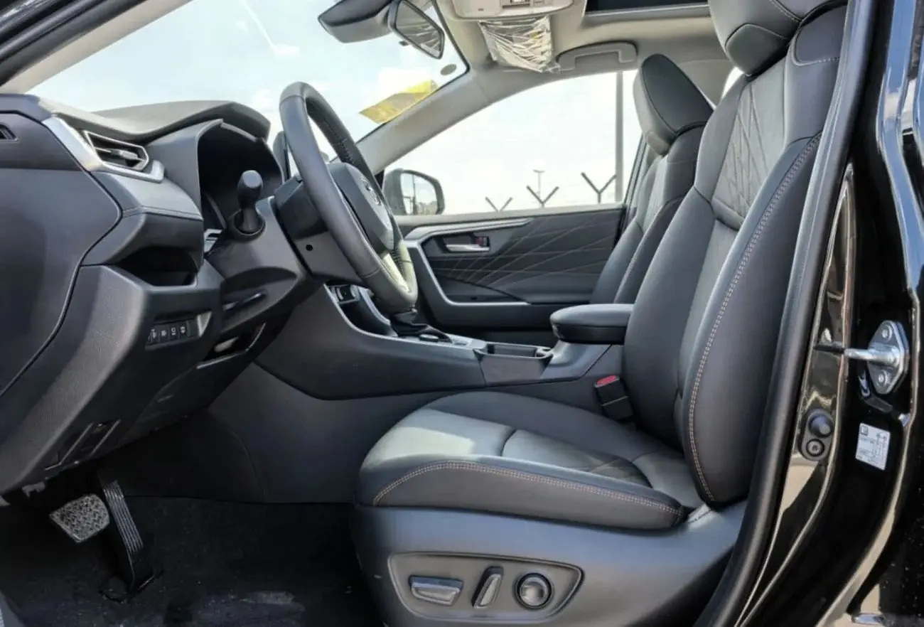 تويوتا راف ٤ 2025 2.5L