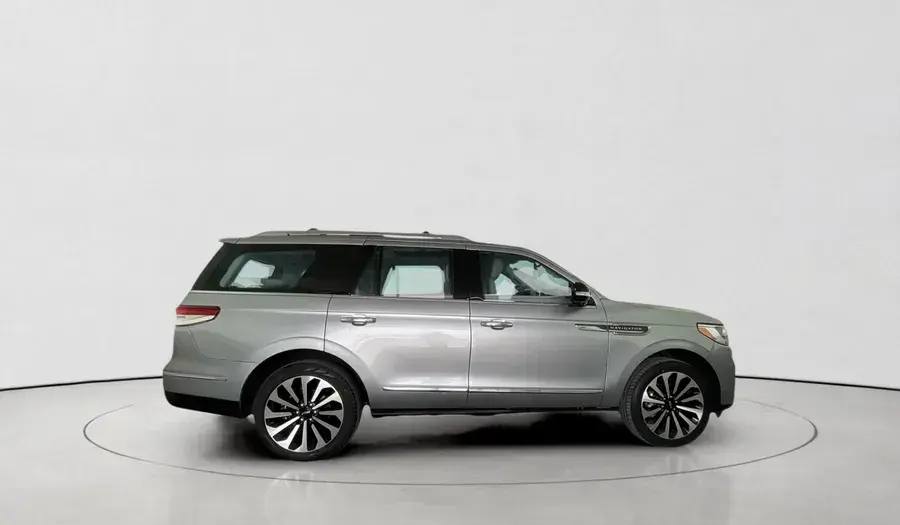 لينكولن نافيجاتور 2023 3.5L
