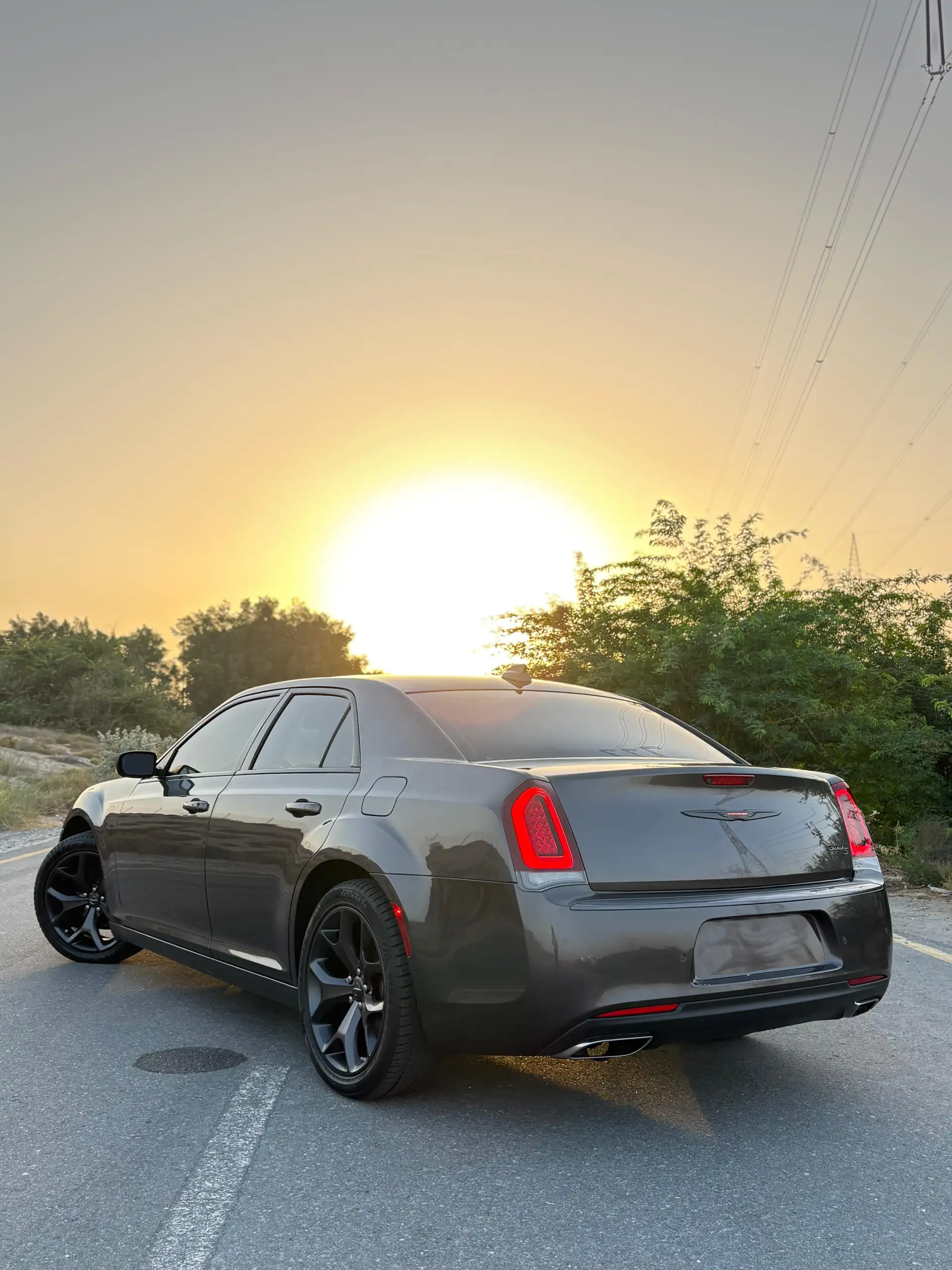 كرايسلر 300 2021