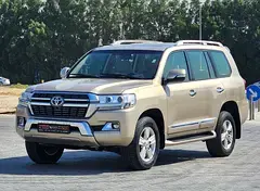 تويوتا لاند كروزر 2015