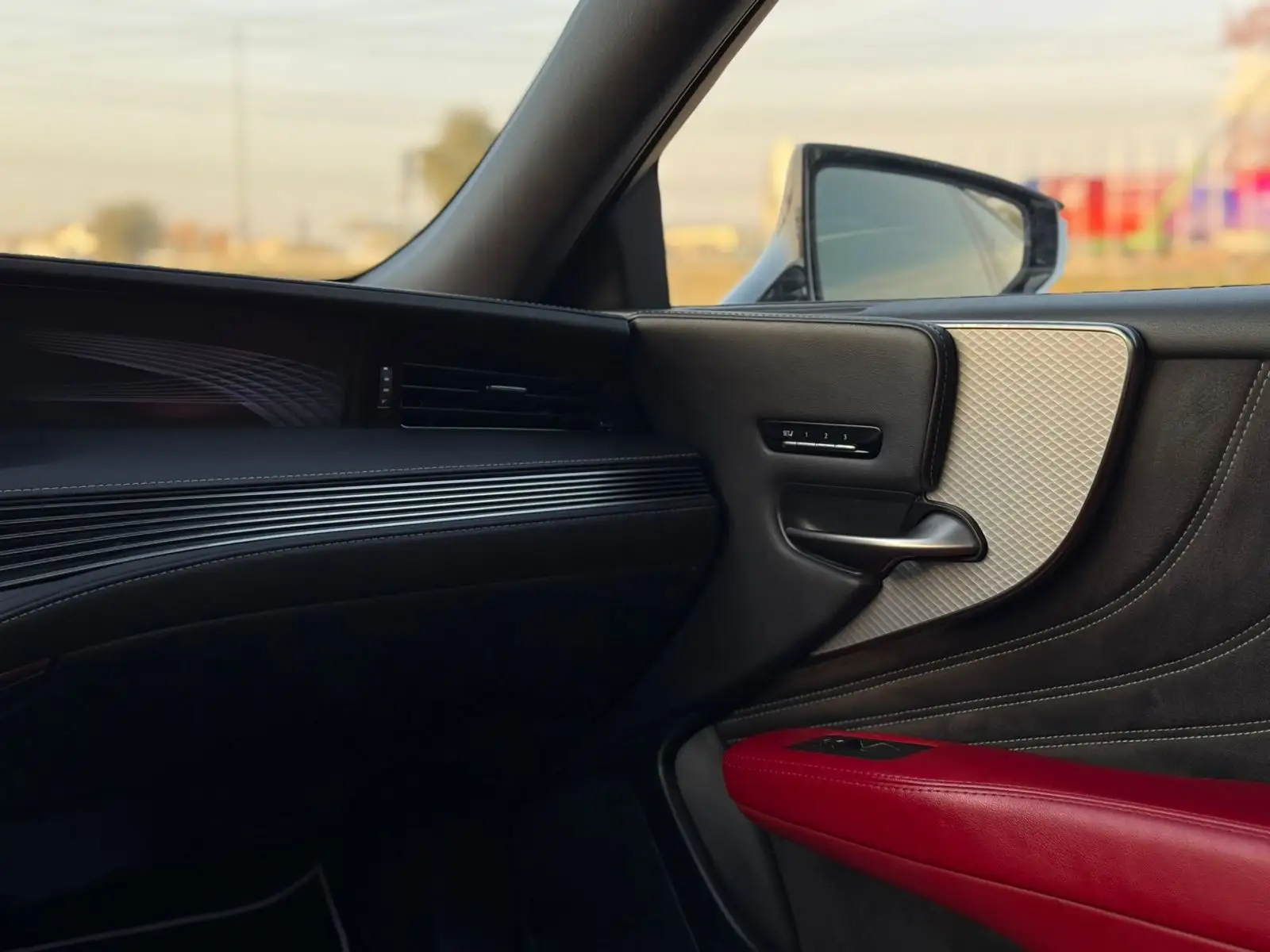 لكزس LS 2018 3.5L