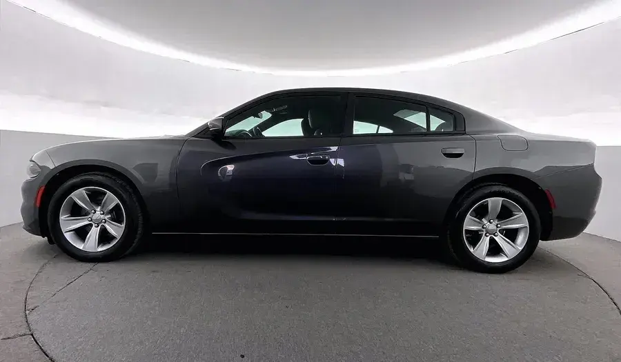 دودج تشارجر 2018