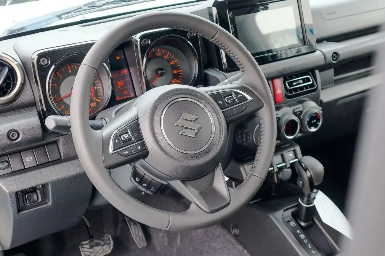 سوزوكي جيمني 2025 1.5L