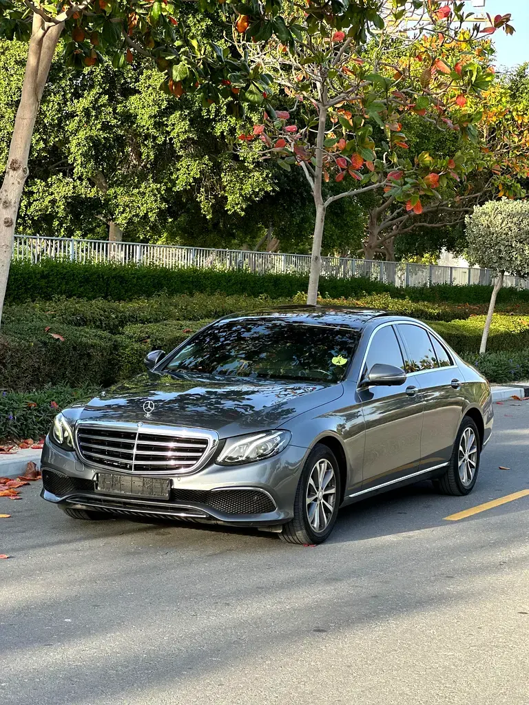 مرسيدس بنز E Class 2017 2L
