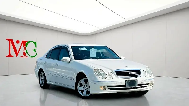 مرسيدس بنز E Class 2004 3L