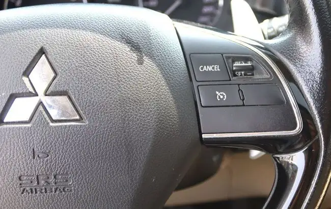 ميتسوبيشي آوتلاندر 2016 3L