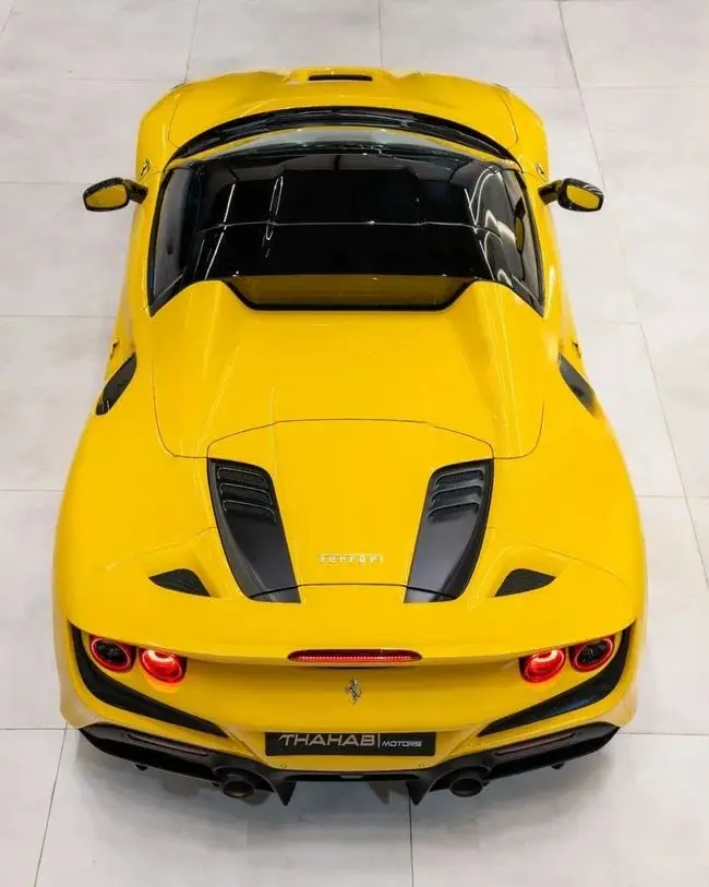 Ferrari F8 Spider 2023 3.9L