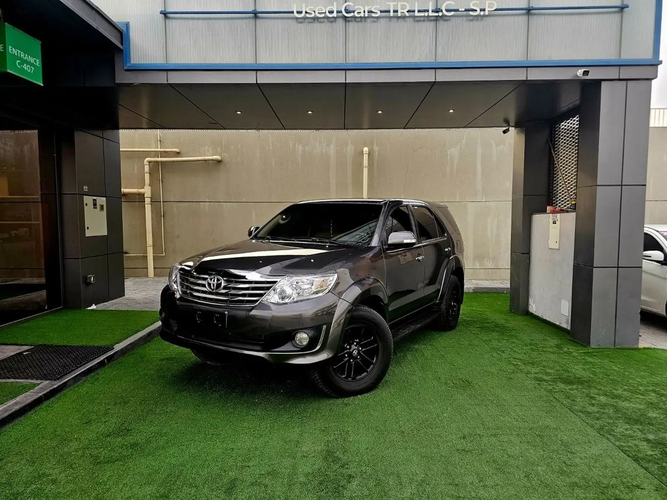 تويوتا فورتونر 2015 2.7L