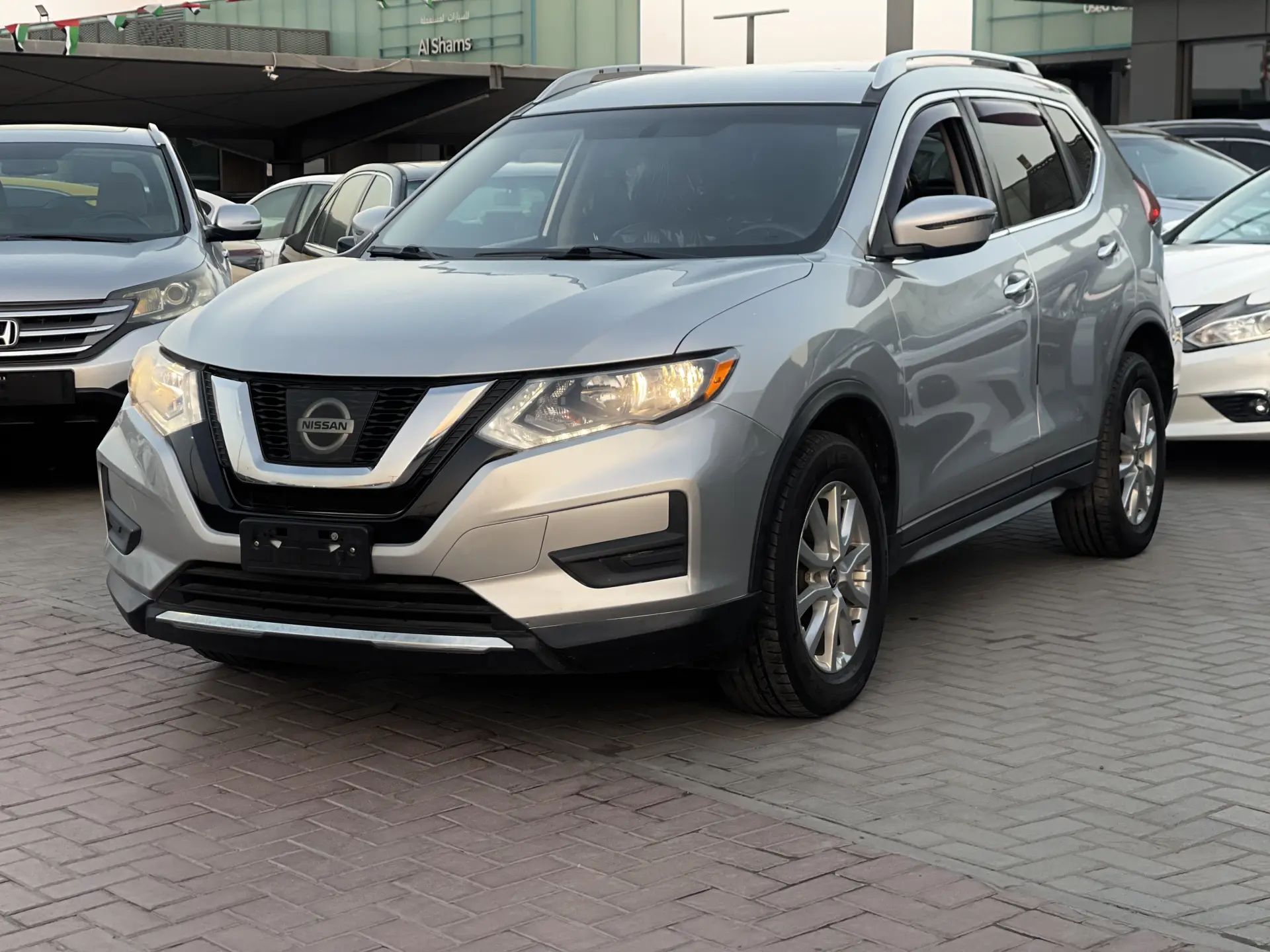 نيسان روج 2017 2L