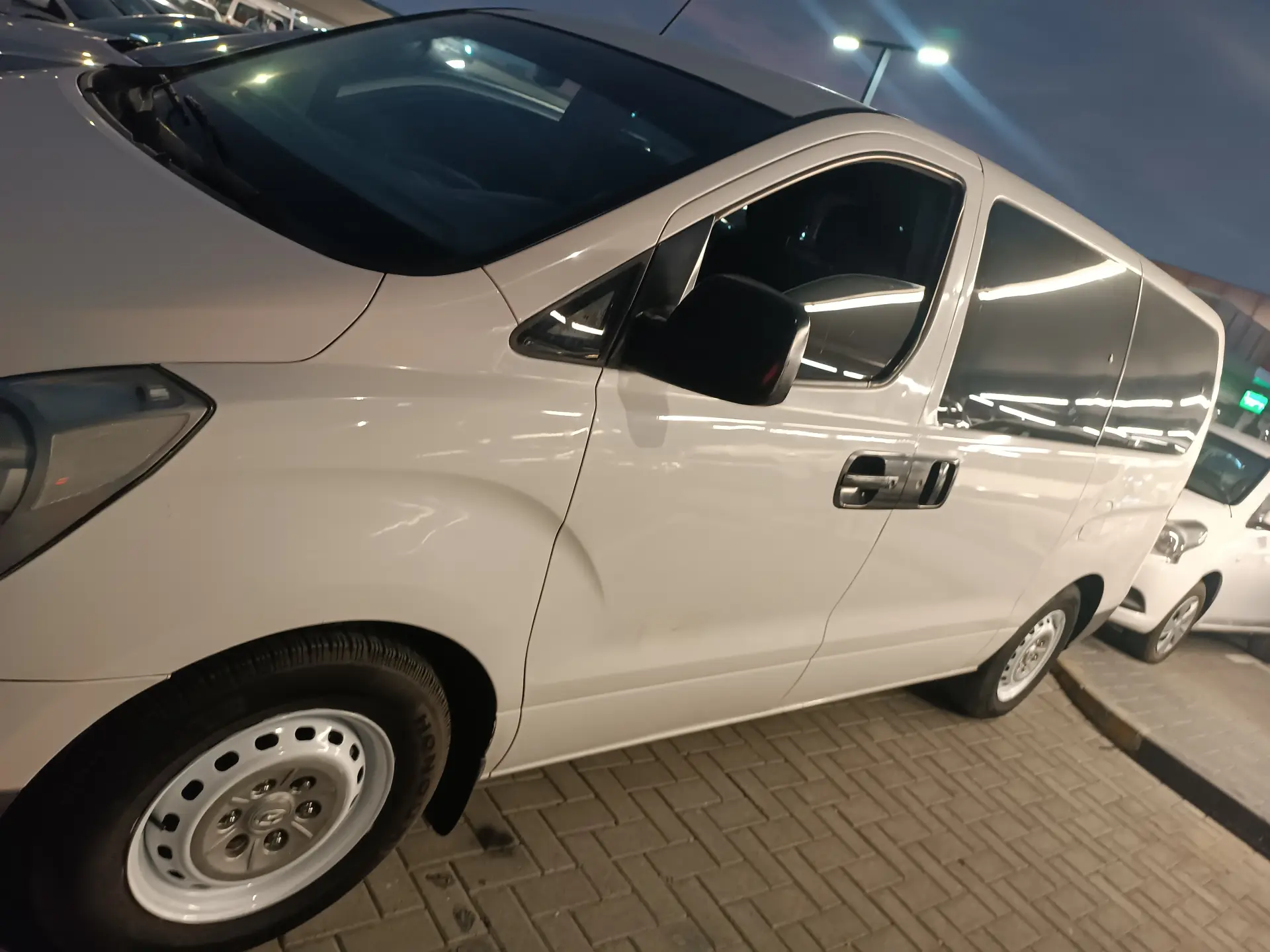 Hyundai H1 2014 2.4L