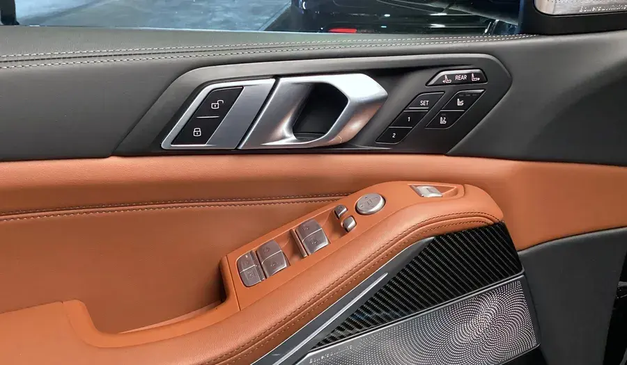 BMW X7 M60i 2025 4.4L