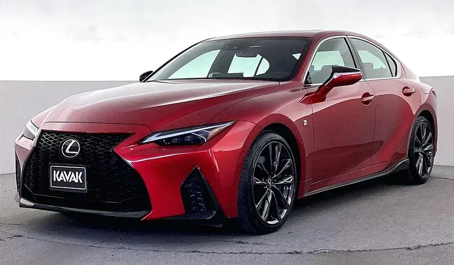 Lexus IS 2023