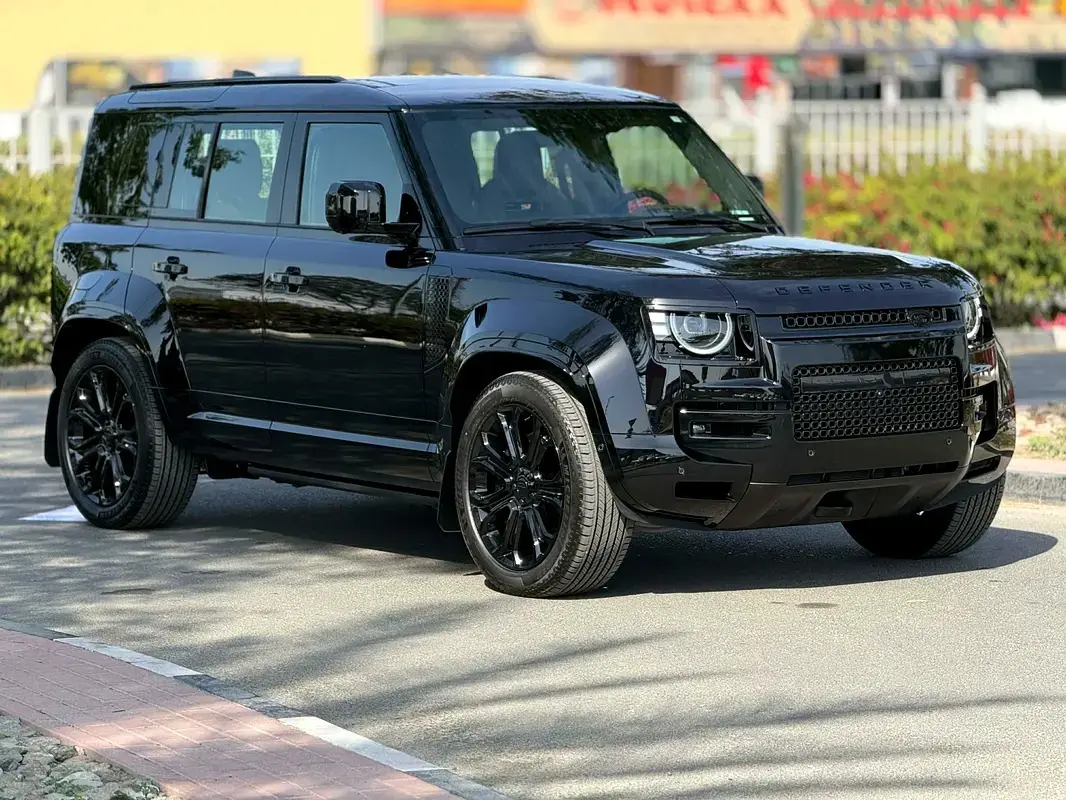 لاند روفر ديفندر 2026 5L