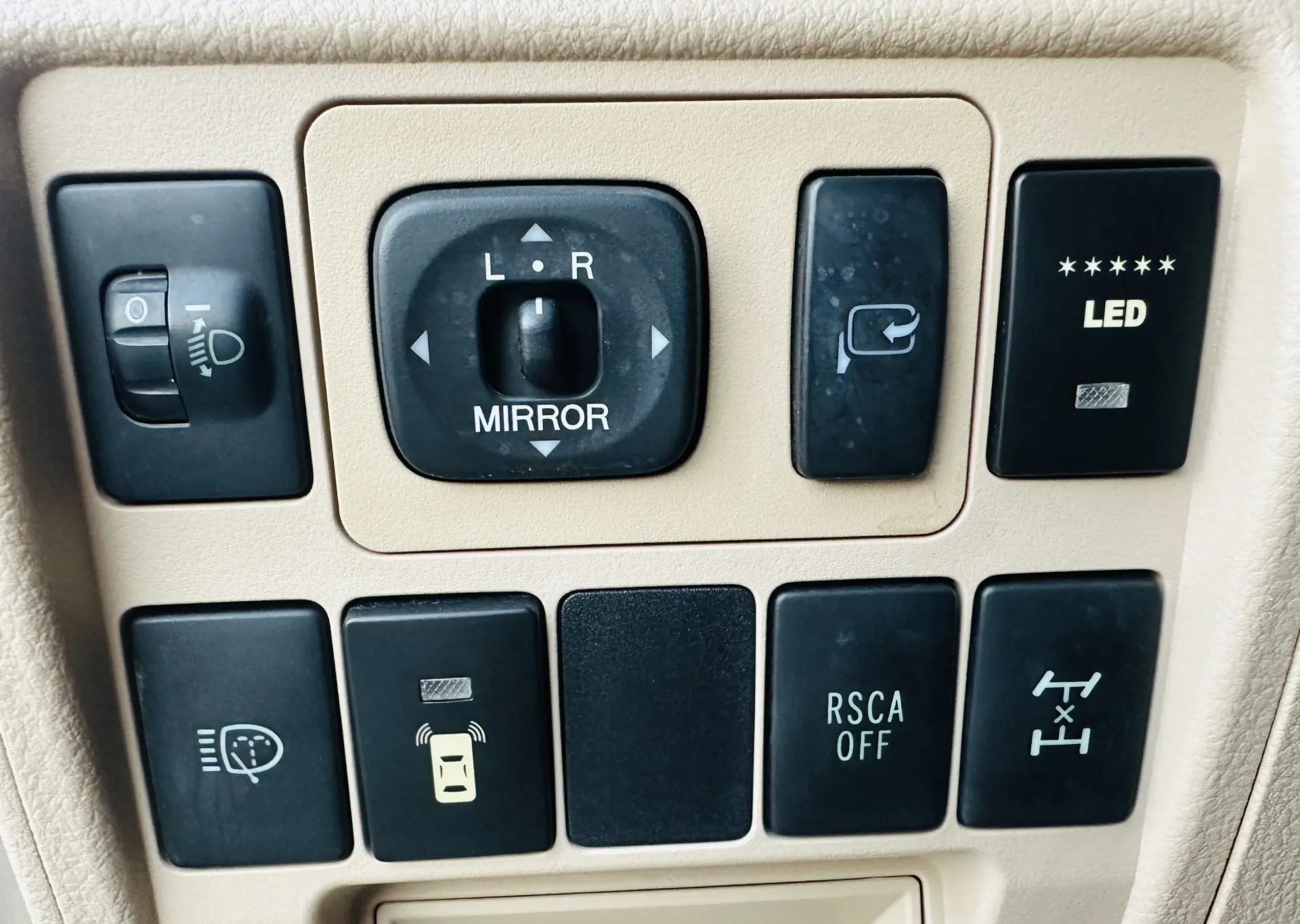 Toyota Land Cruiser 2015