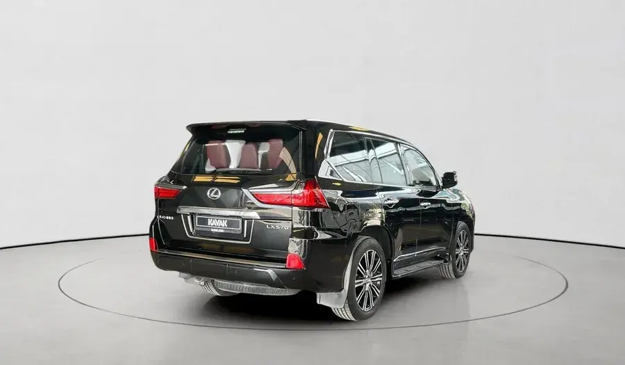 لكزس LX 2021 undefinedL