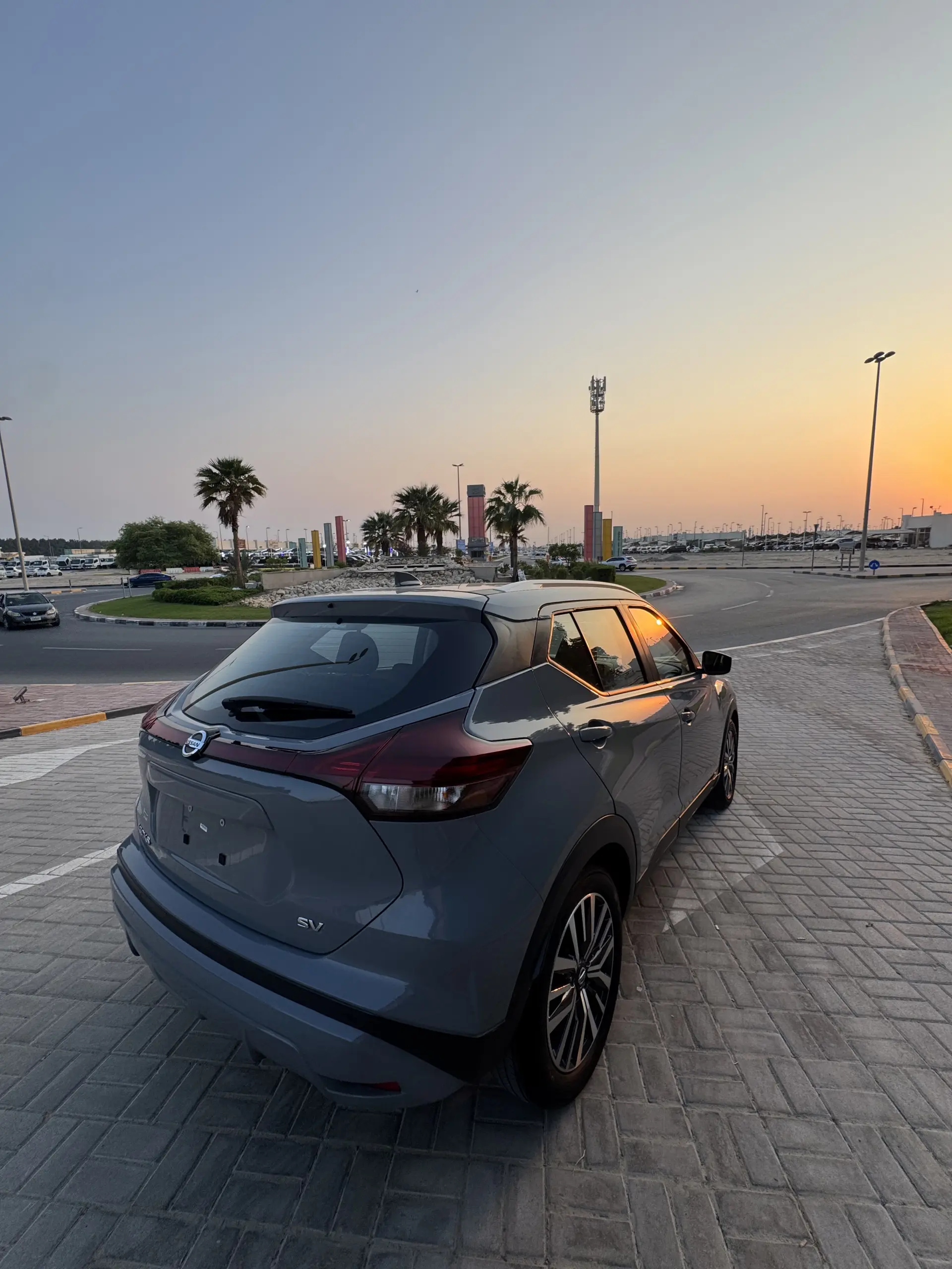 نيسان كيكس 2021