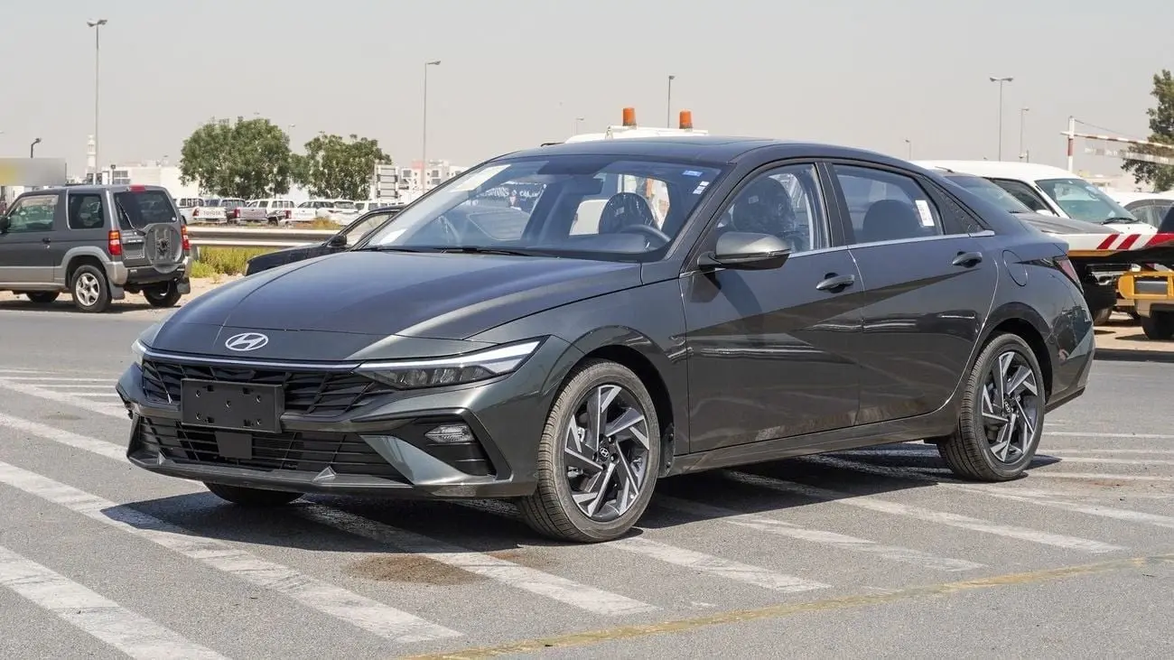 Hyundai Elantra 2025 1.6L
