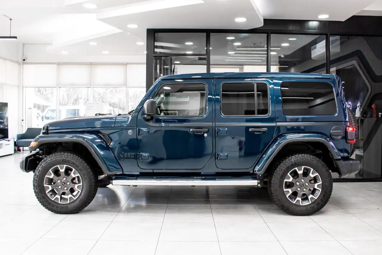 Jeep Wrangler 2025 2L