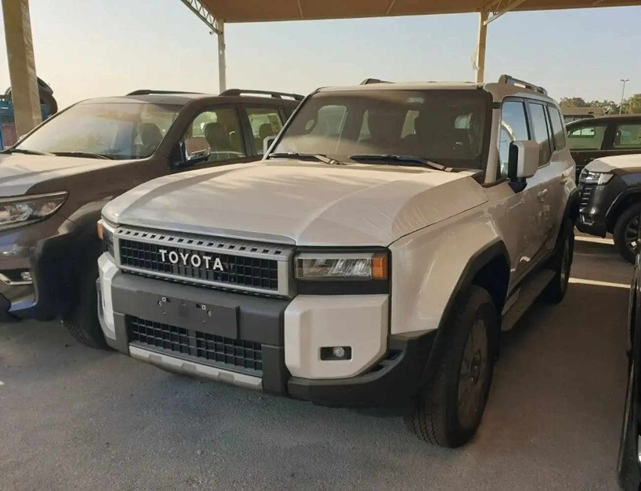 تويوتا برادو 2024 2.8L