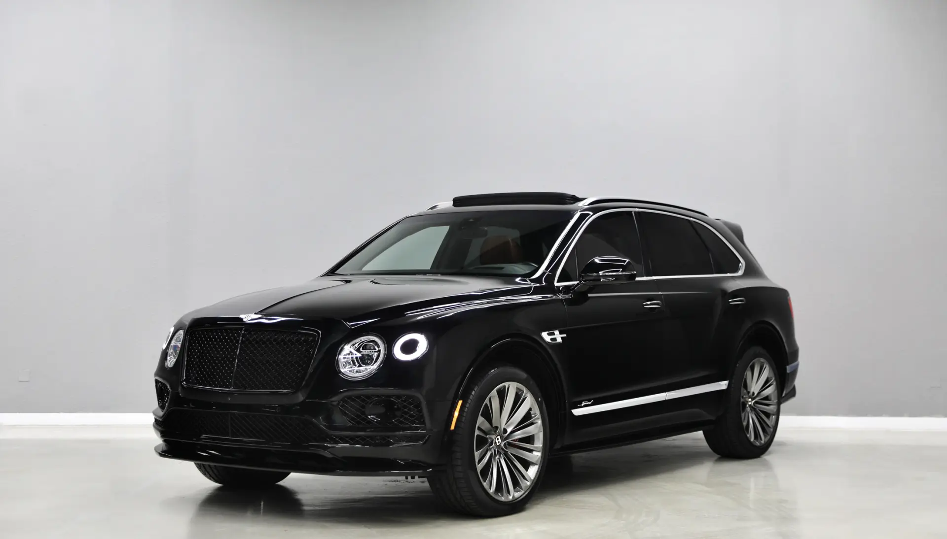 بنتلي بينتايجا 2020 6L