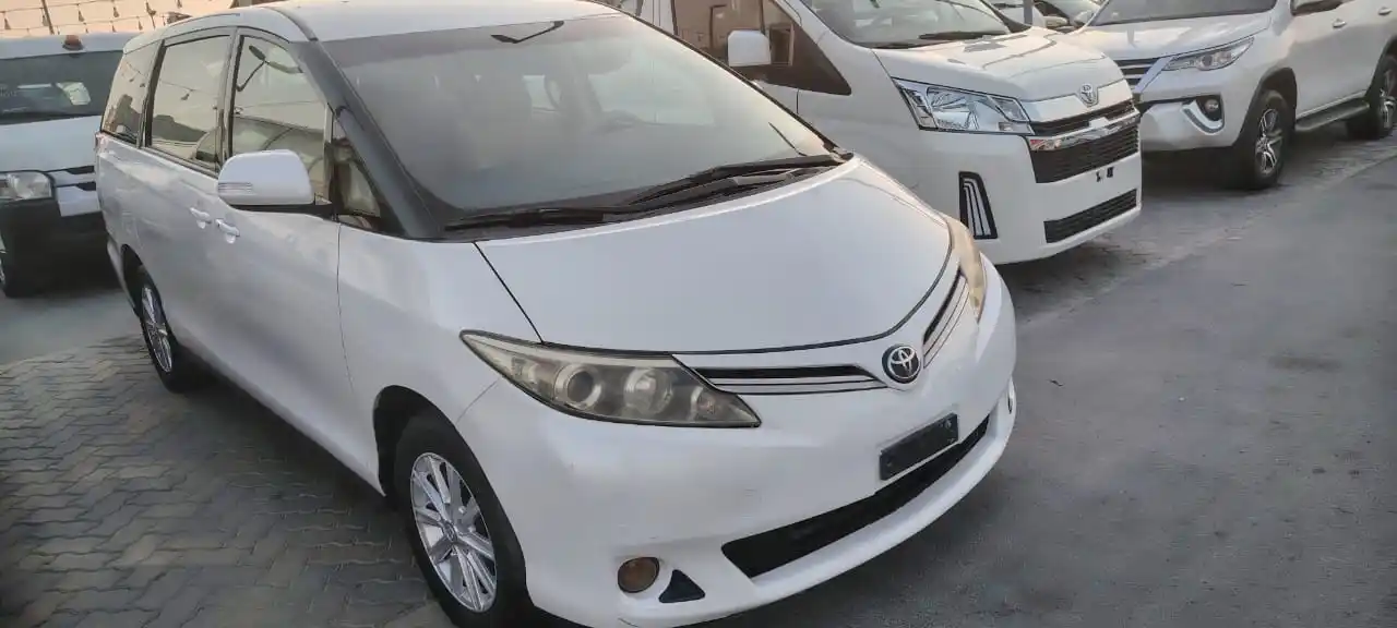 تويوتا بريفيا 2018