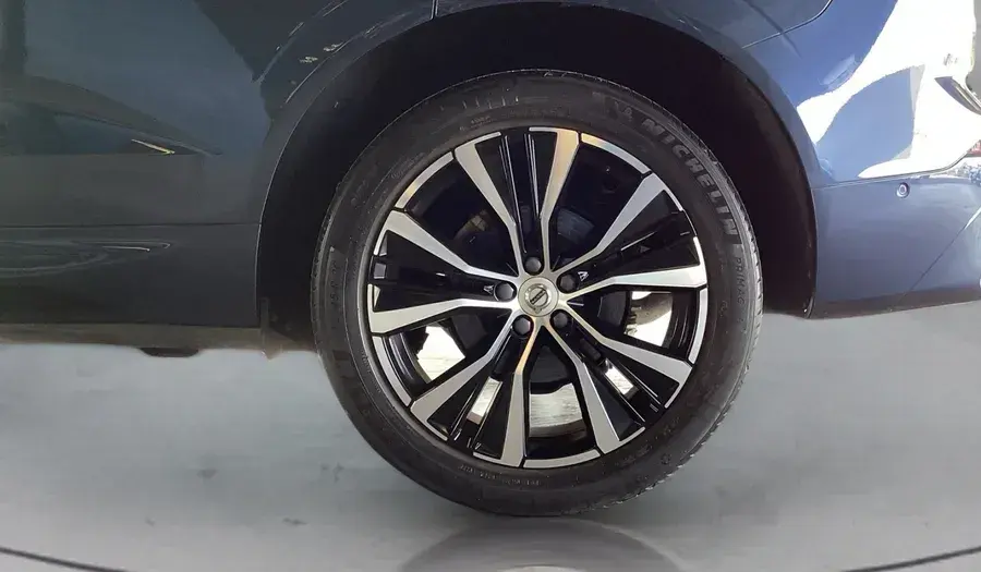 فولفو XC 60 2023