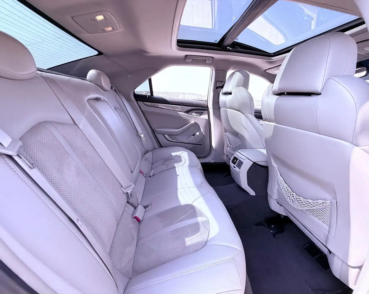 كاديلاك CTS 2011