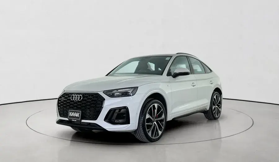 أودي Q5 2022