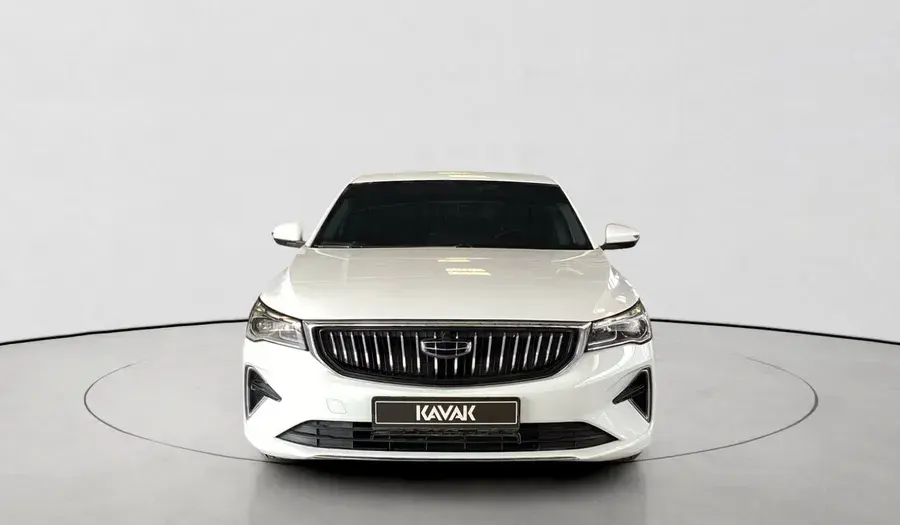 Geely Emgrand 2024