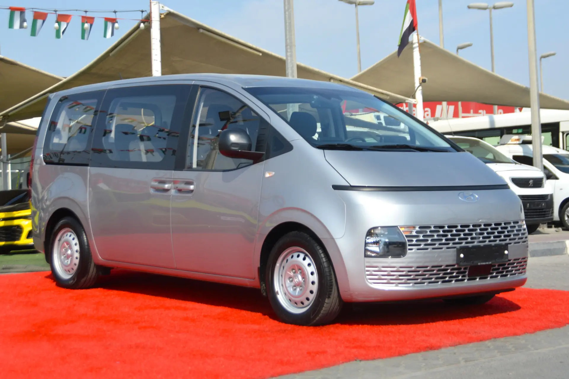 هيونداي ستاريا 2021