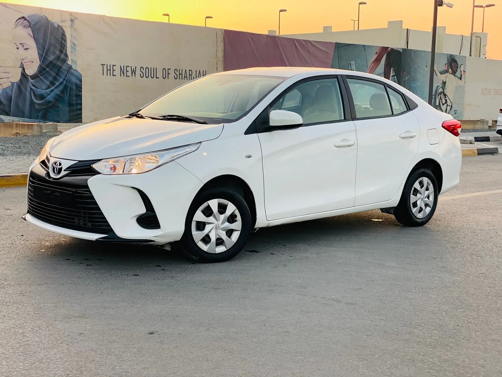 تويوتا يارس سيدان 2021 1.5L