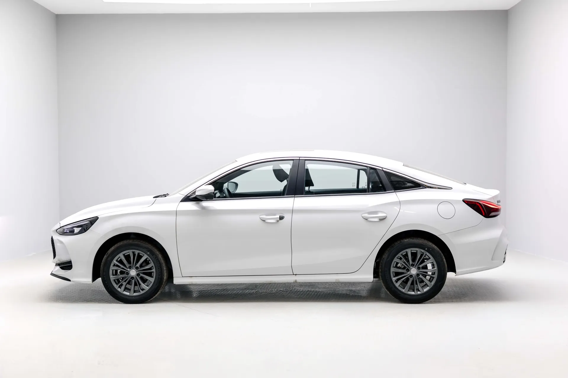 MG 5 2026