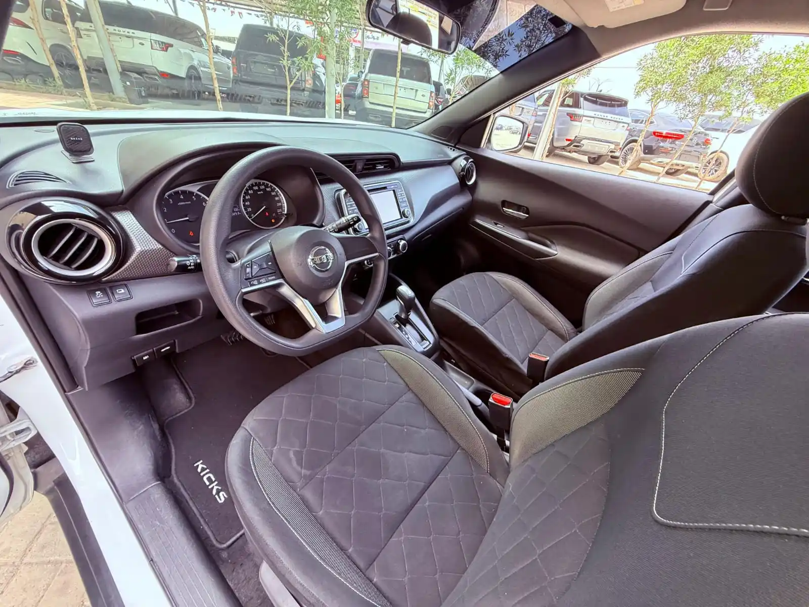 نيسان كيكس 2020