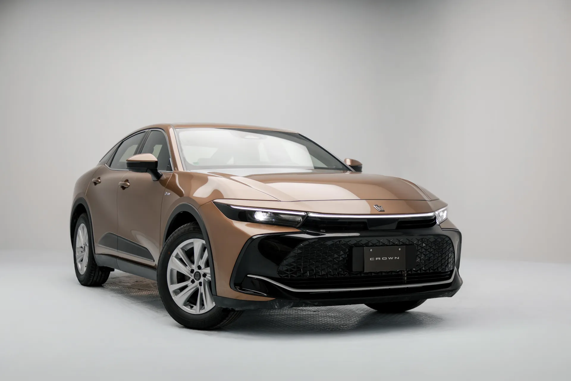 تويوتا كراون 2025 2.5L