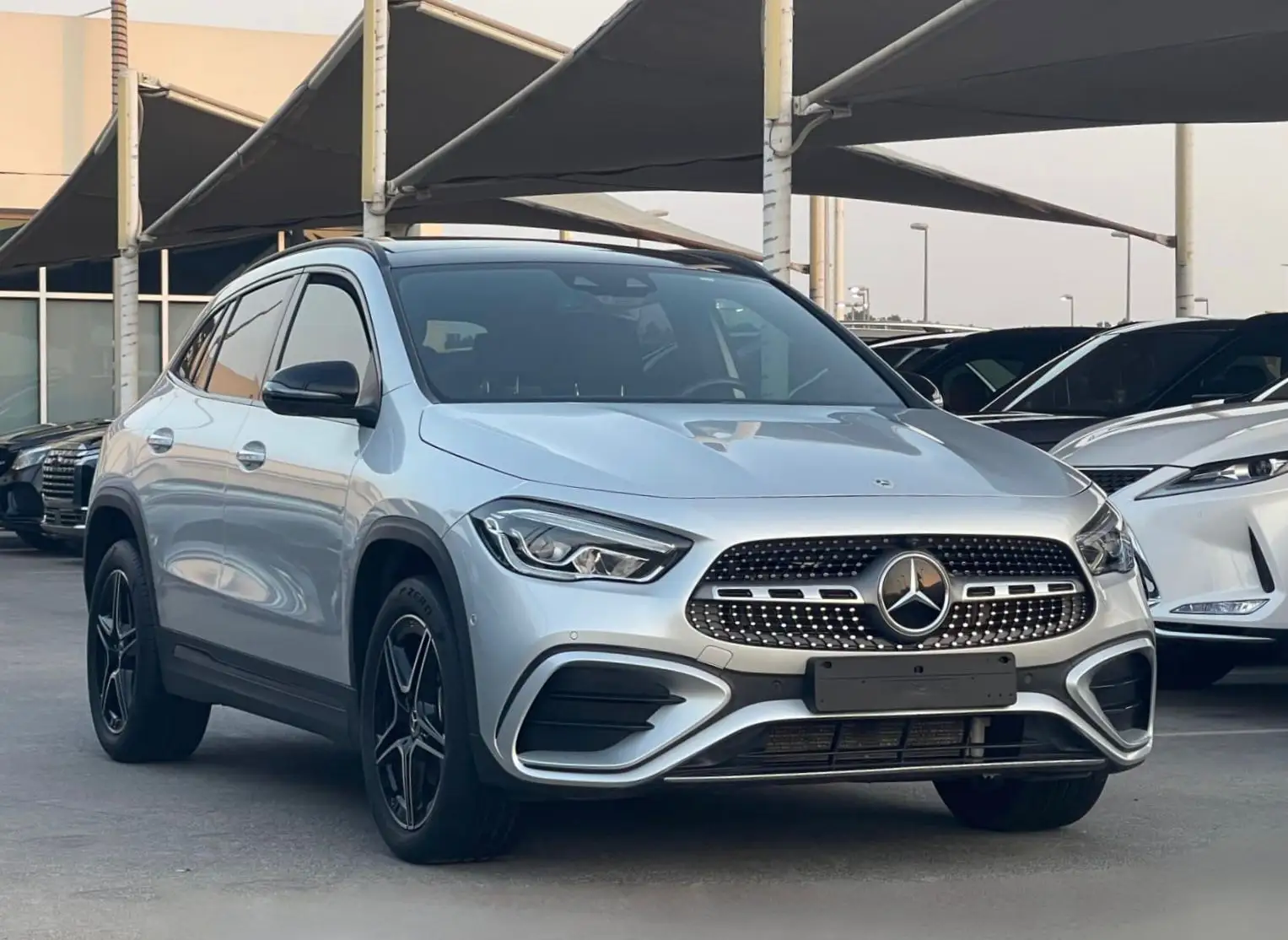 مرسيدس بنز GLA Class 2023