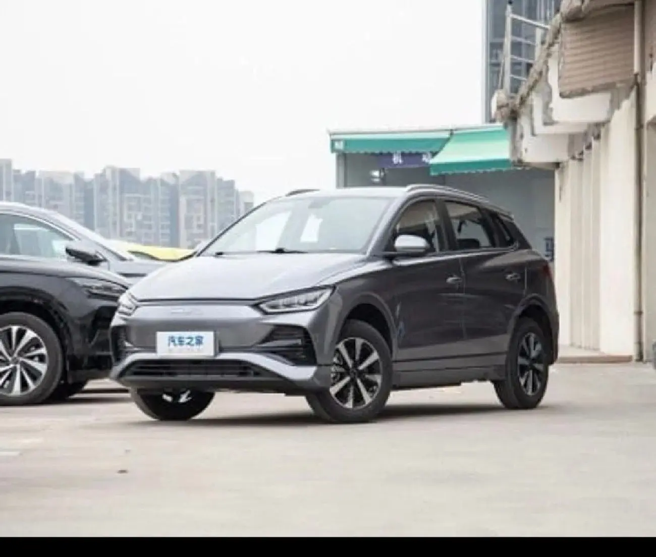 BYD E2 2025 undefinedL