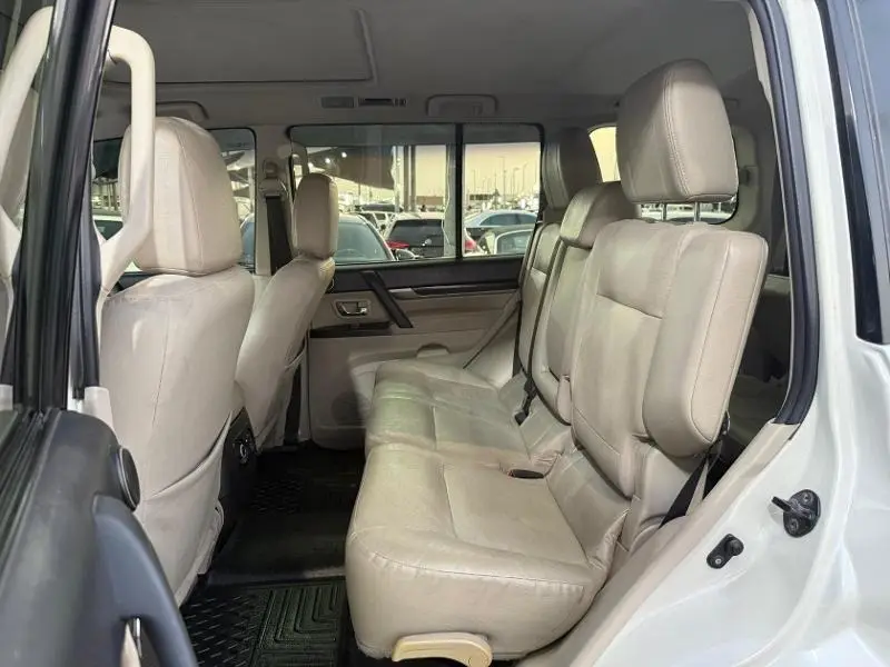 Mitsubishi Pajero 2016 3.6L