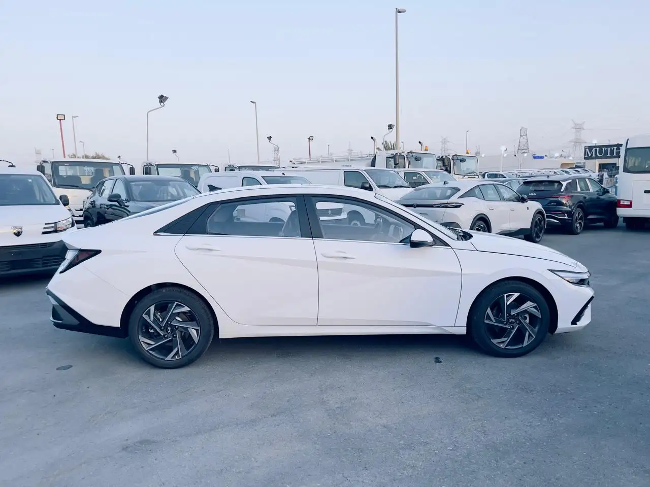 Hyundai Elantra 2025 1.5L