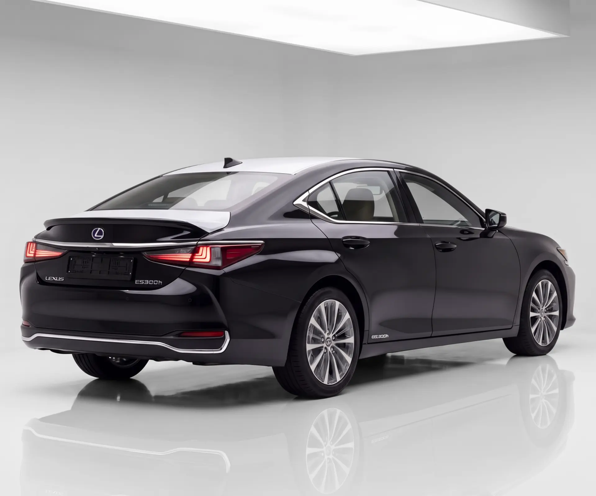 Lexus ES 2025
