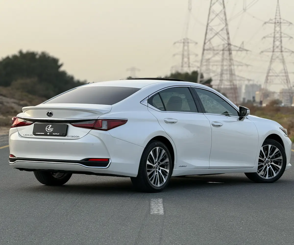 Lexus ES 2020