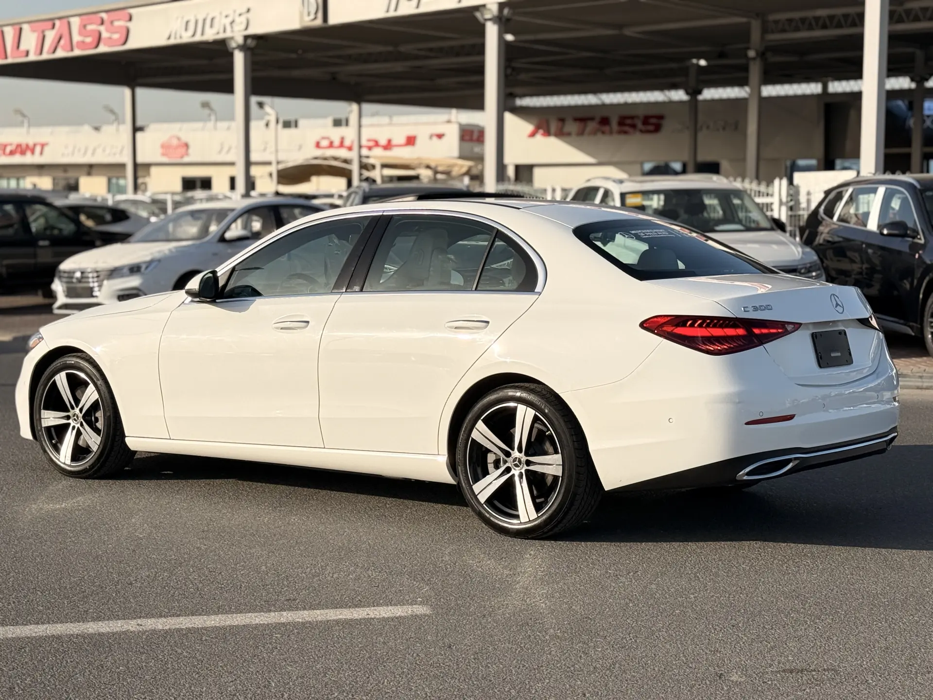 مرسيدس بنز C Class 2025 2L