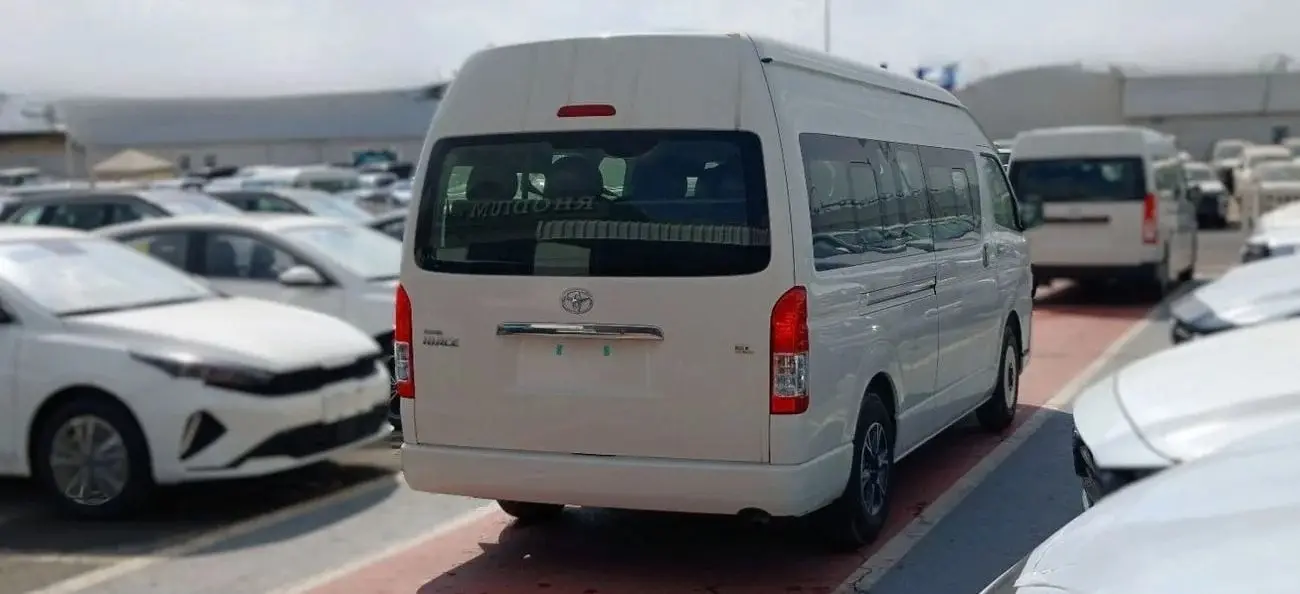 Toyota Hiace 2024 2.5L