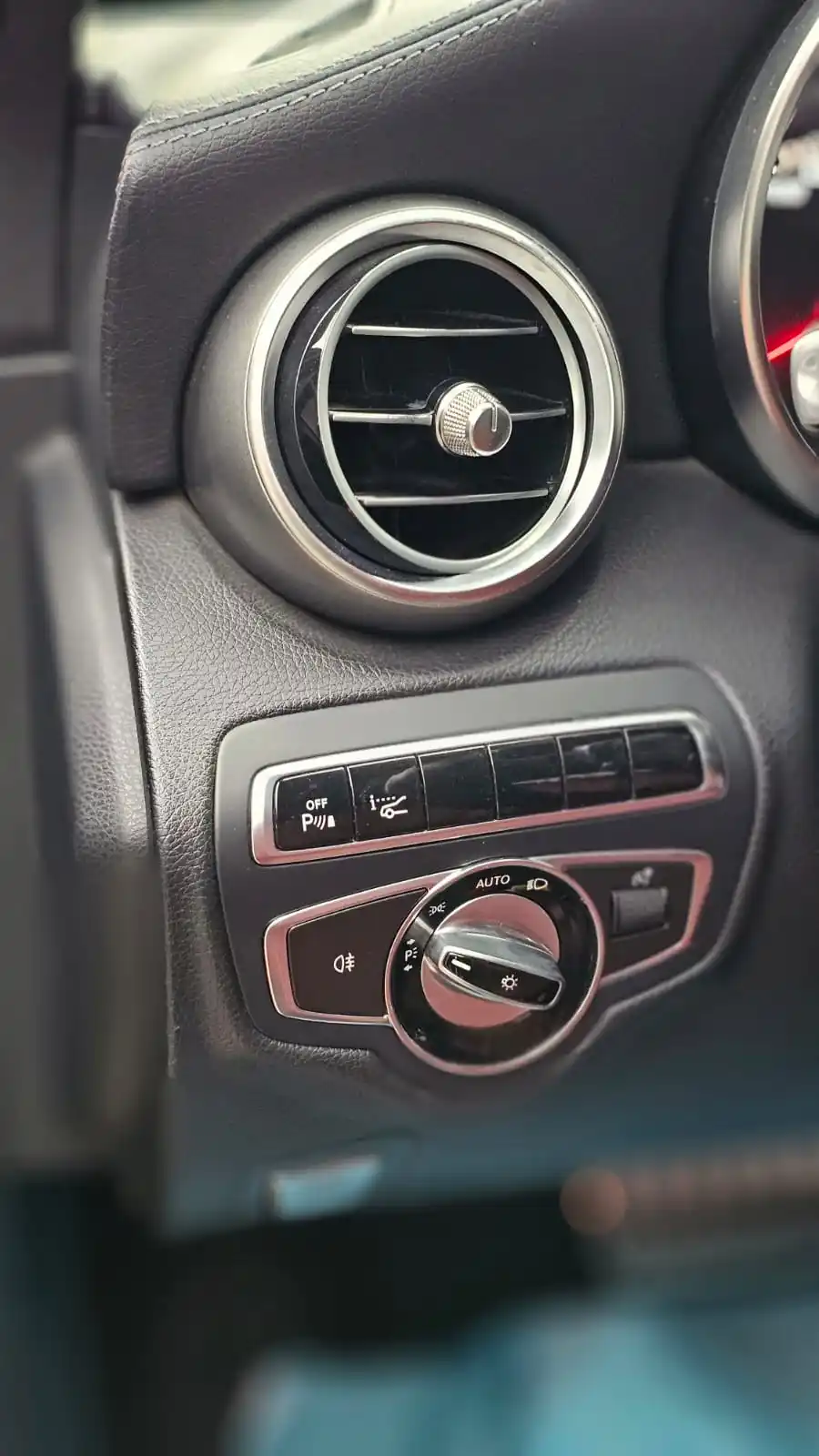 Mercedes Benz C Class 2015