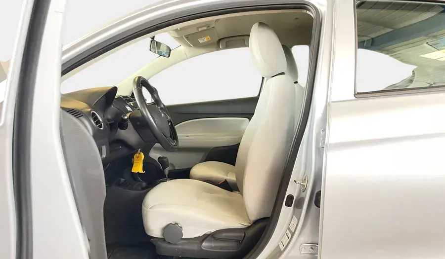 ميتسوبيشي اتراج 2022 1.2L