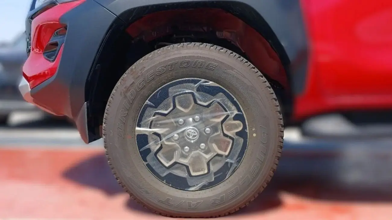 تويوتا هيلوكس 2024 2.8L