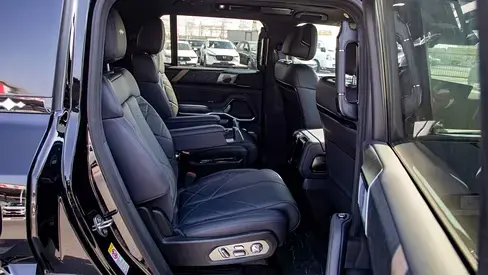  ليوبارد 8 2025