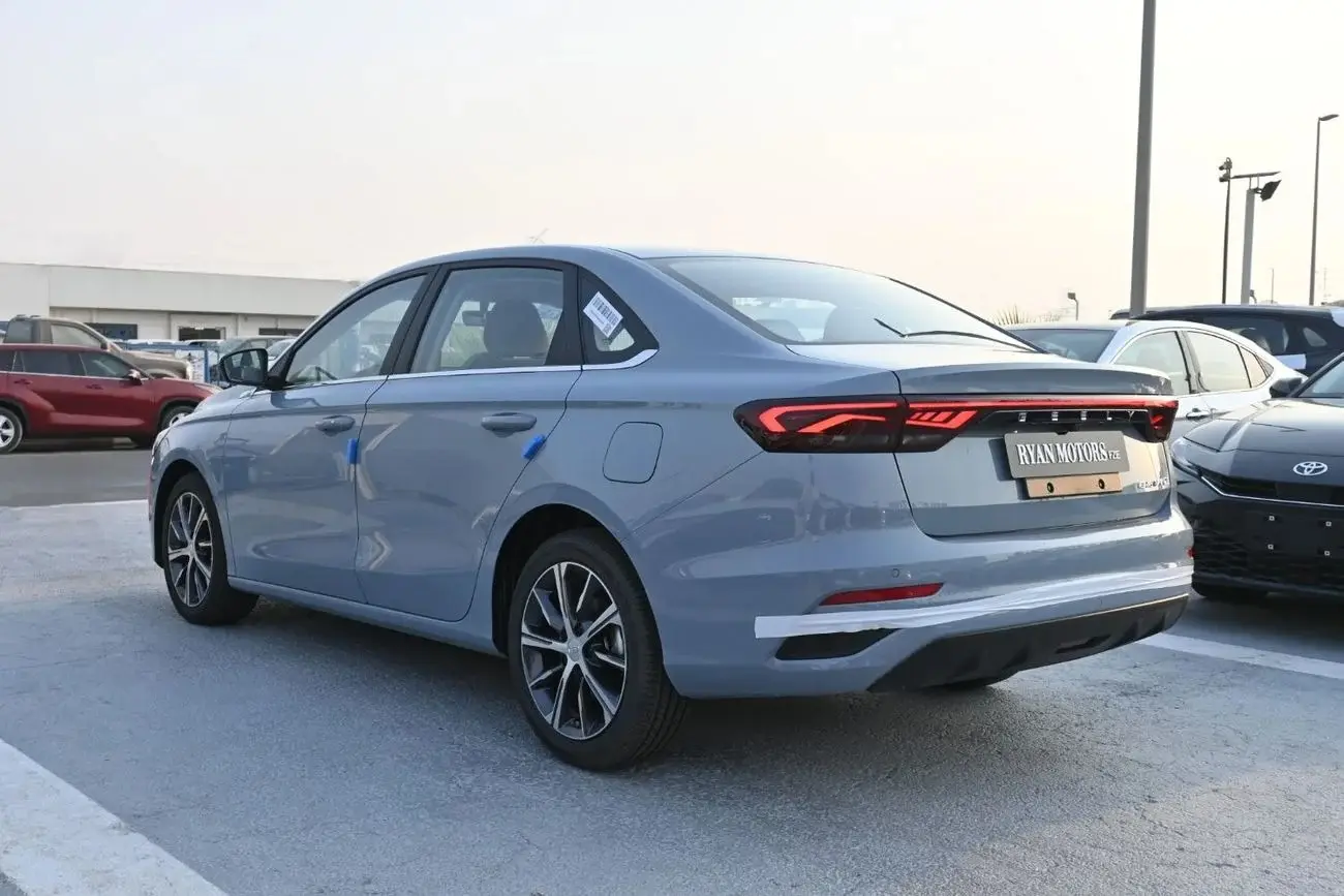 Geely Emgrand 2025 1.5L