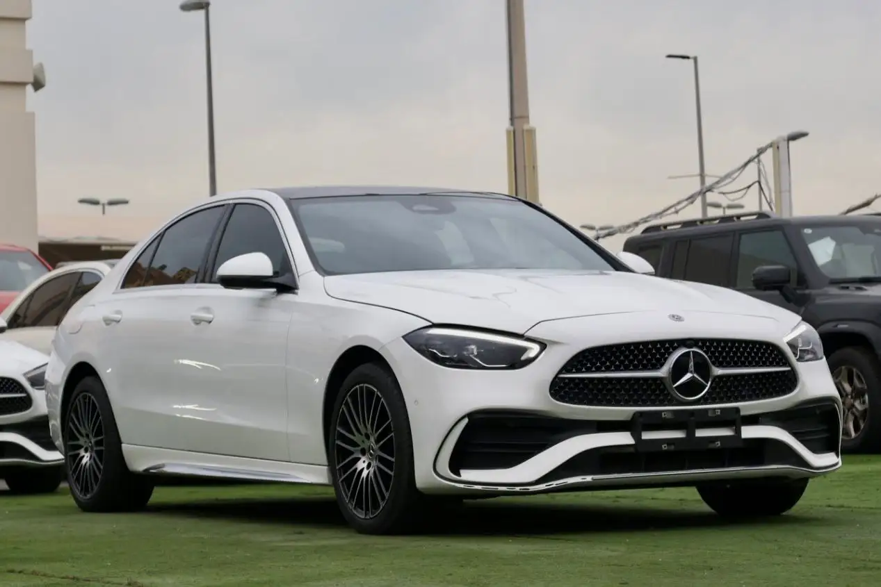 Mercedes Benz C Class 2024