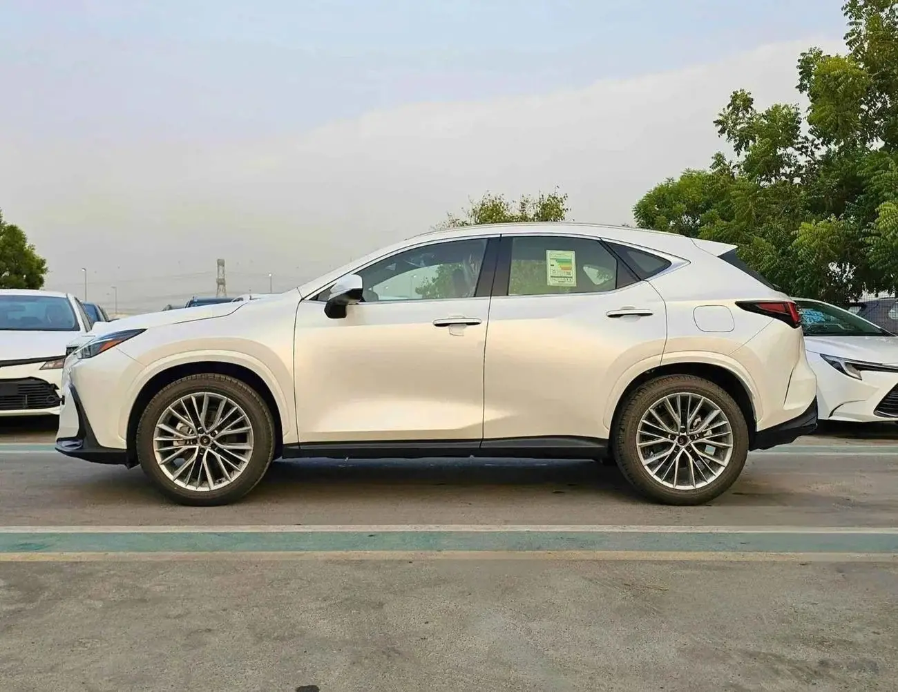 Lexus NX 2025 2.4L