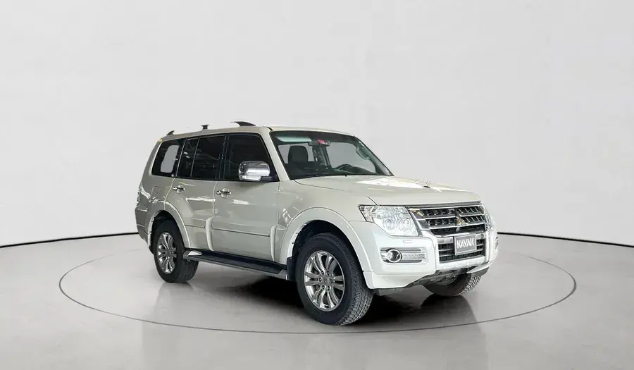 Mitsubishi Pajero 2020